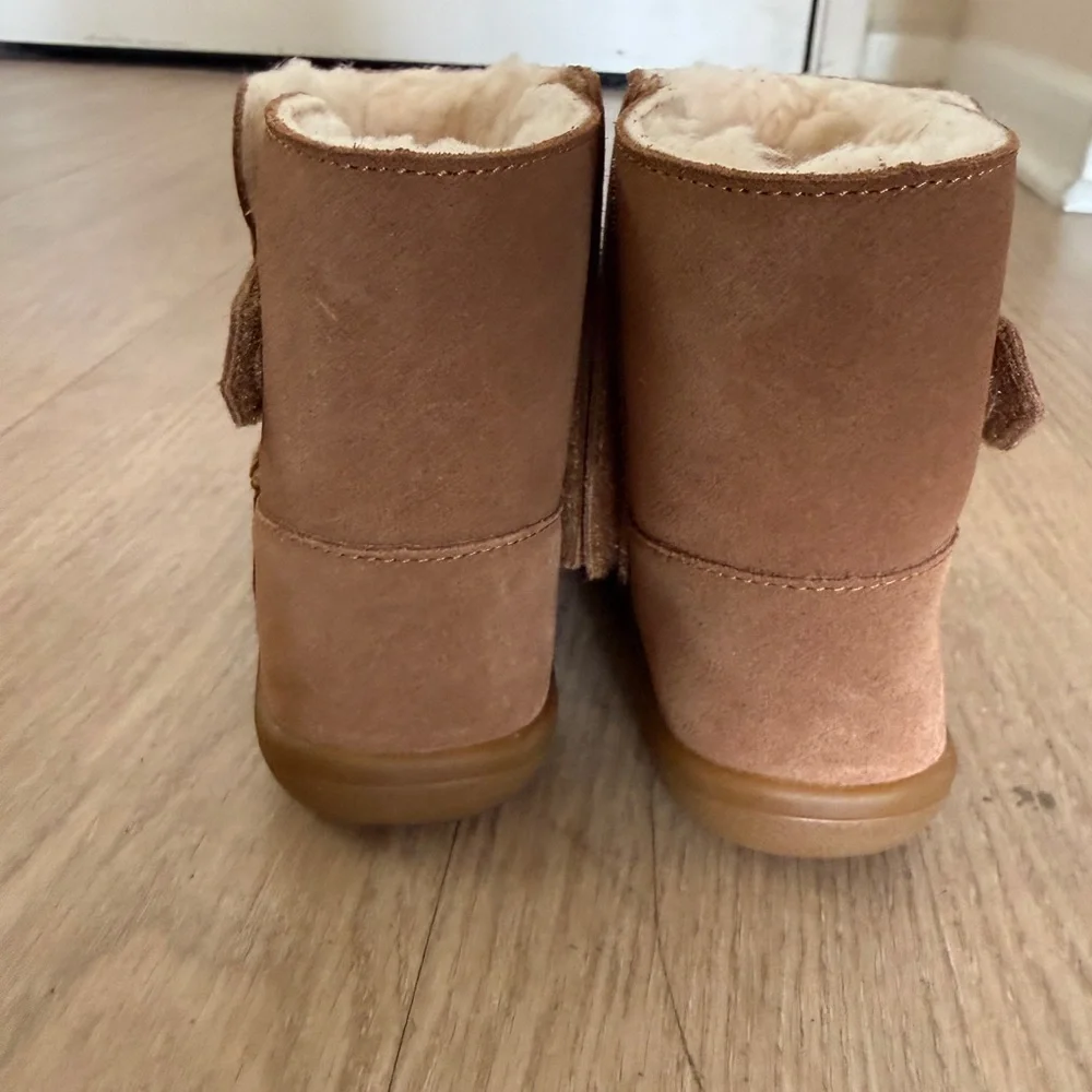 UGG Kids Classic Boots Brown Suede Shearling Lined Size 12